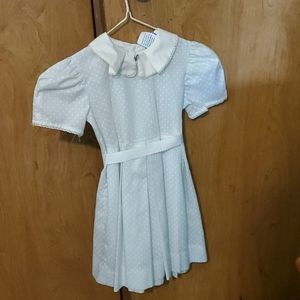 Cute child size 5 dress